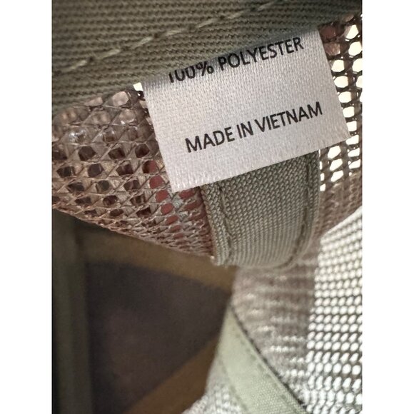 Richardson Snapback Trucker Hat Seven Peaks Fence & Barn Logo Adjustable Tan/Bla - Picture 5 of 7